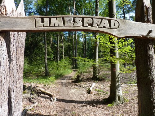 Sign Limes Path